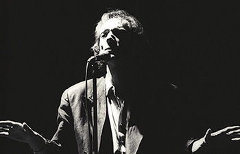 ludwig-hirsch photographed by reinhard simon berlin 911124-910 m